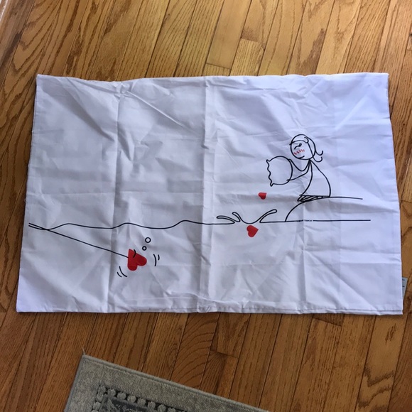 Human Touch Pillowcase - Picture 5 of 5